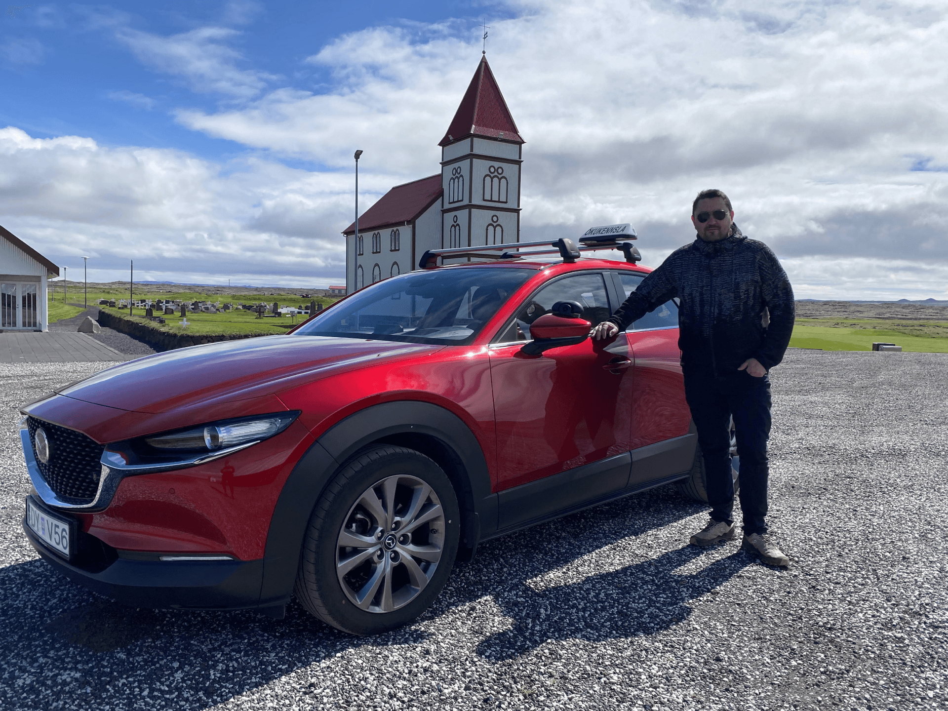 Aksturinn – Haukur Vigfússon við kennsluauto